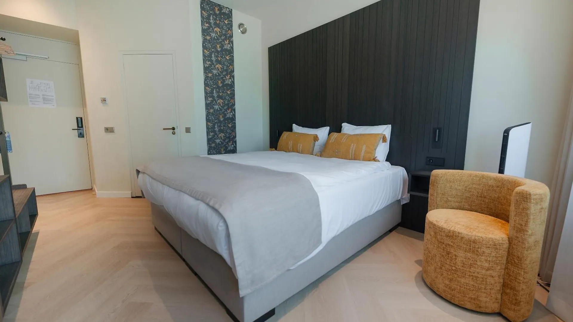 ***  Boutique Hotel Herbergh Amsterdam Airport Free Parking Badhoevedorp Nederländerna